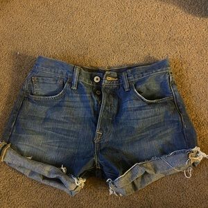 Levi’s cut off shorts